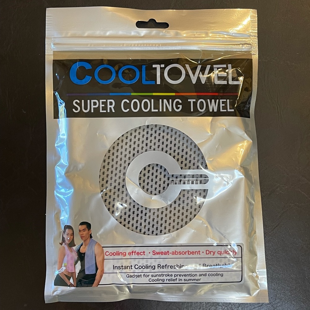 NIP Super Cooling Reusable Towel Sports Gear